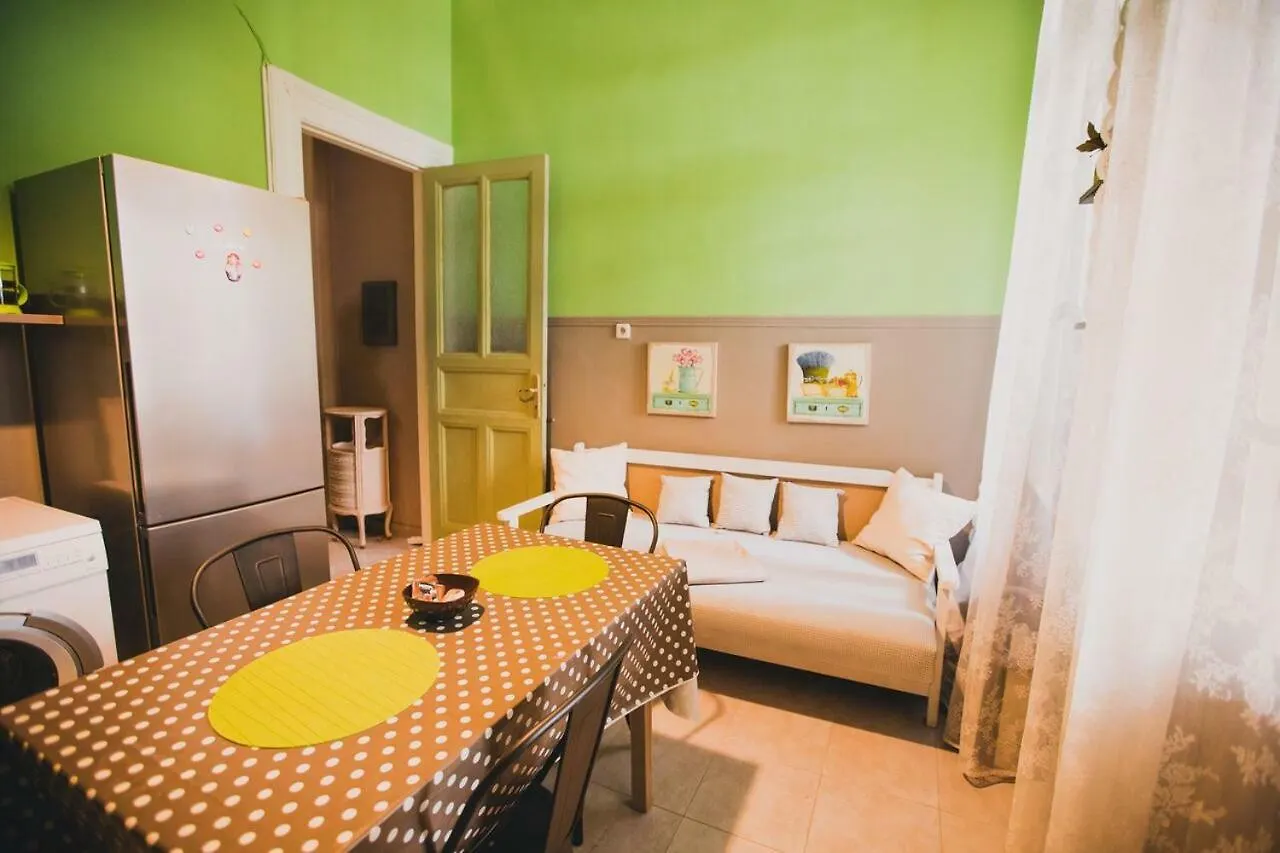 Thessaloniki Manor House Apartment 0*,